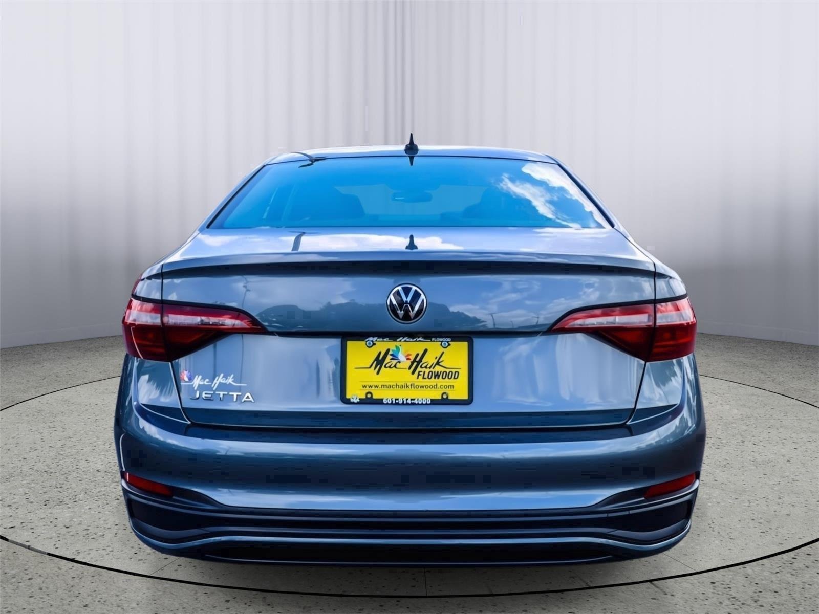 Used 2024 Platinum Gray Metallic Volkswagen S image 5
