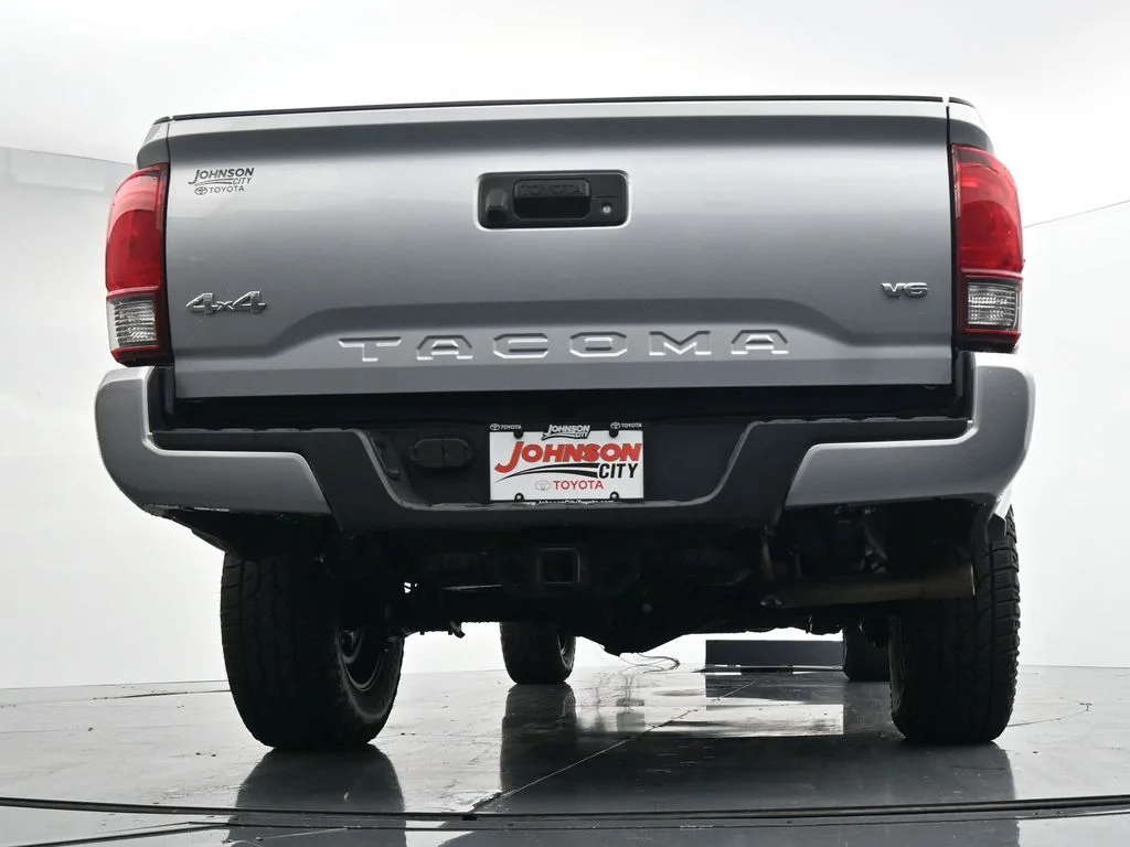 Used 2021 Silver Toyota SR image 29