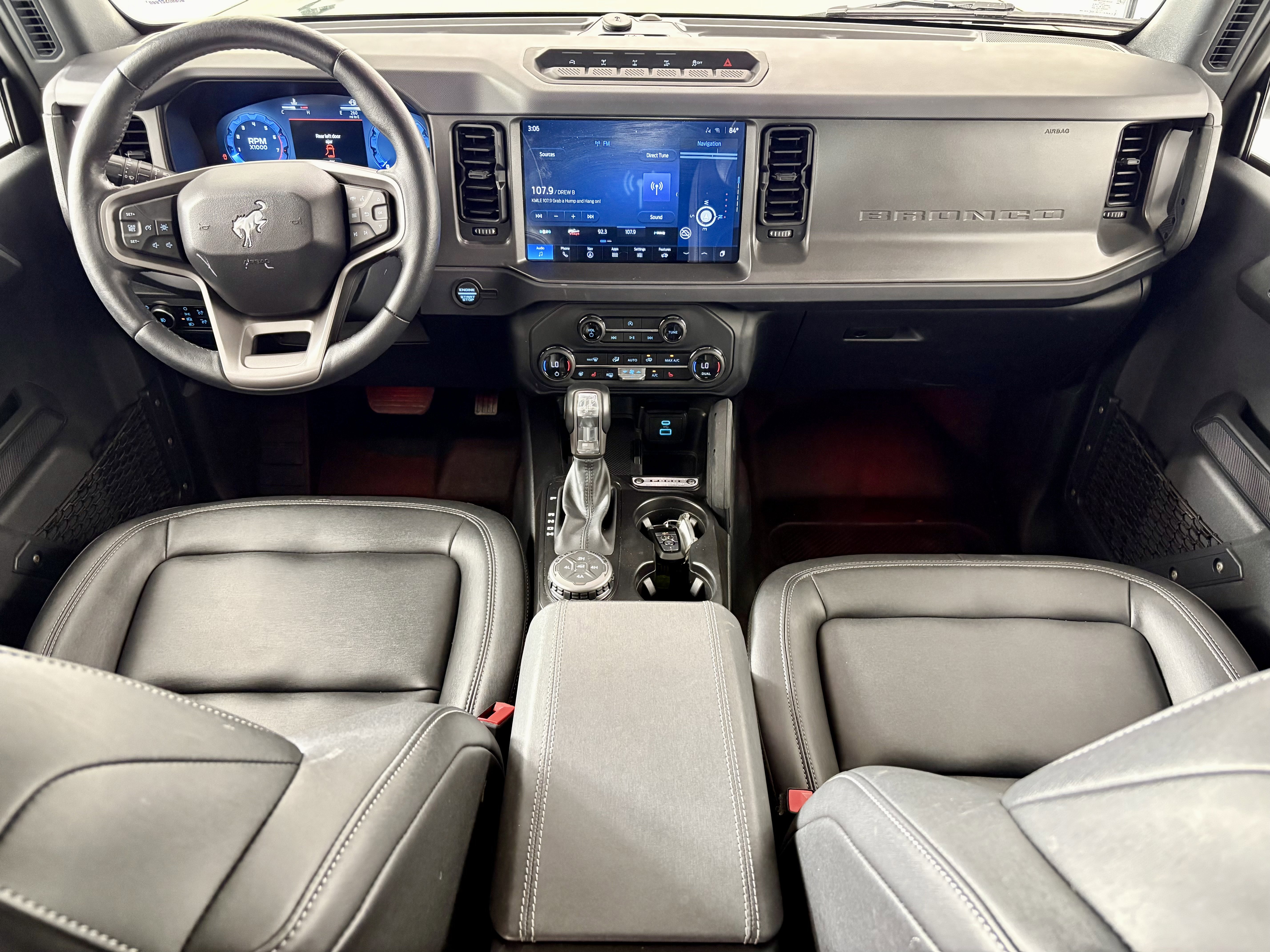Used 2025 Green Metallic Ford Badlands image 20
