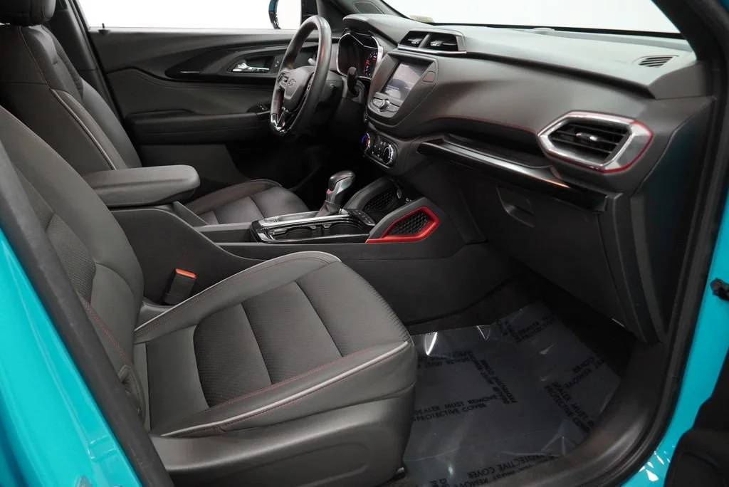 Certified Used 2022 OASIS BLUE Chevrolet RS image 27
