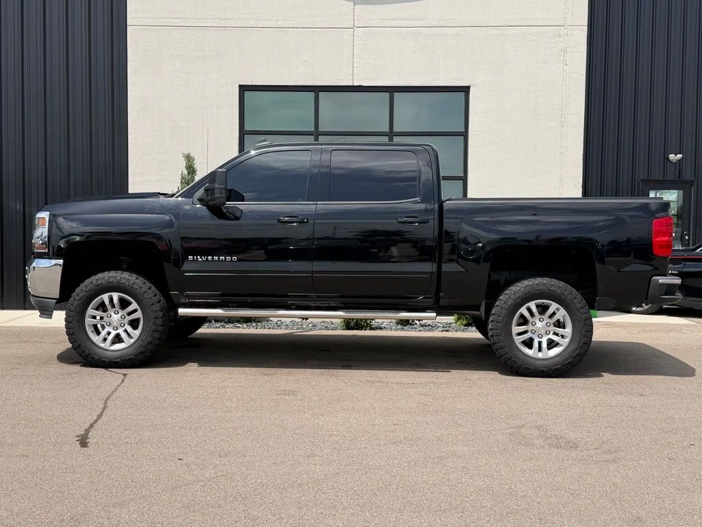 Used 2016 Black Chevrolet LT image 2