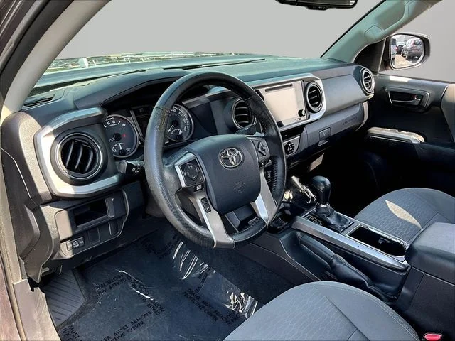 Used 2016 Gray Toyota SR5 image 20