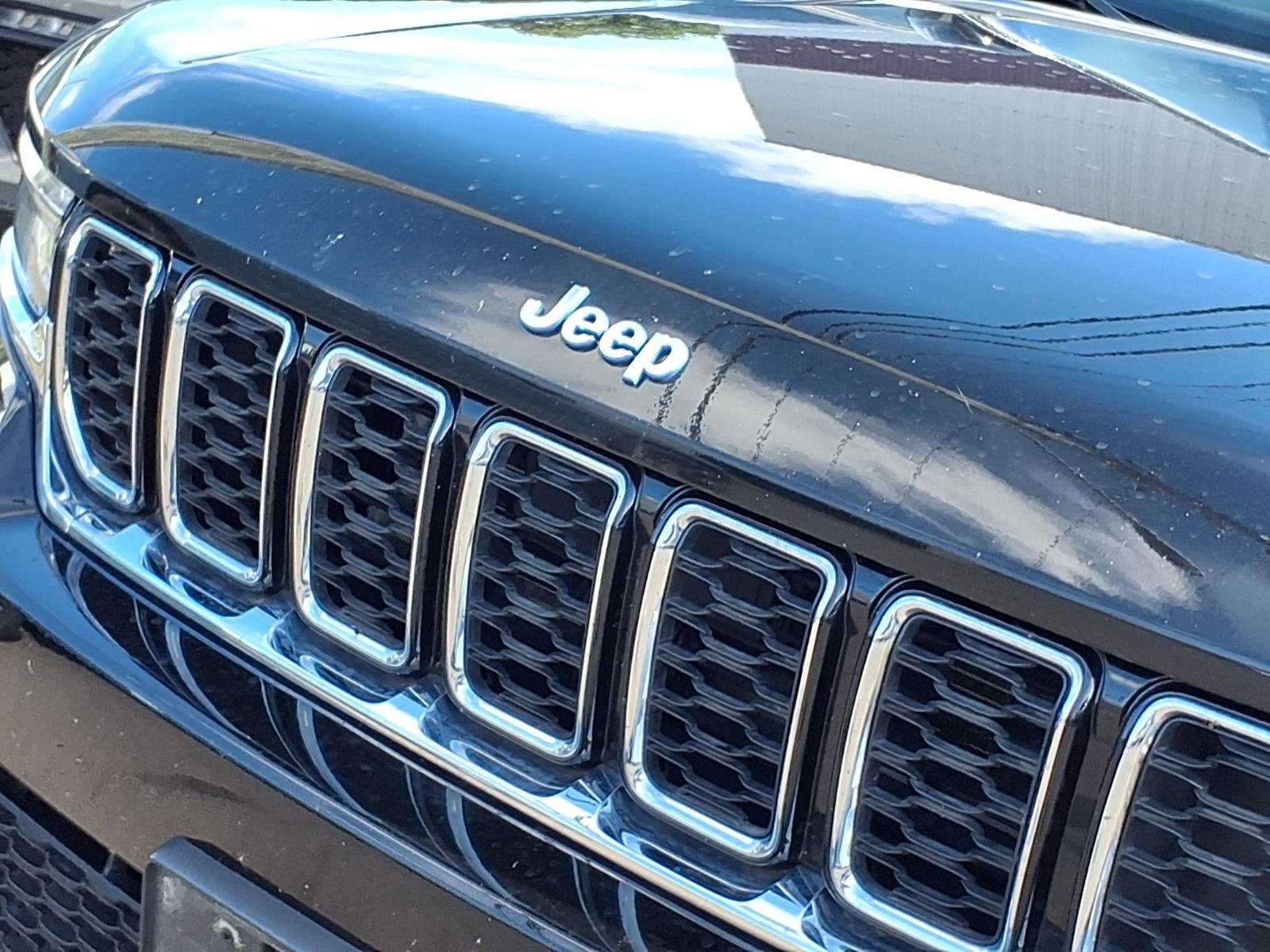 Used 2024 Diamond Black Crystal Pearl Coat Jeep 4xe image 34