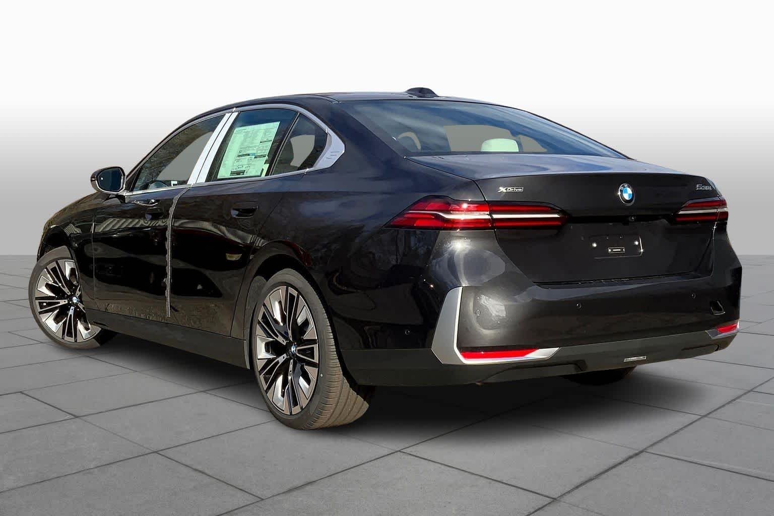 New 2026 Dark Graphite Metallic BMW 530i xDrive image 12