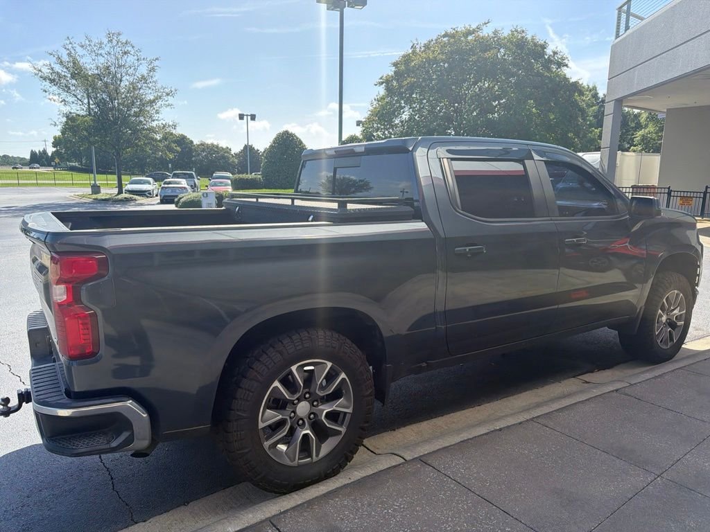 Used 2019 Gray Chevrolet LT image 5