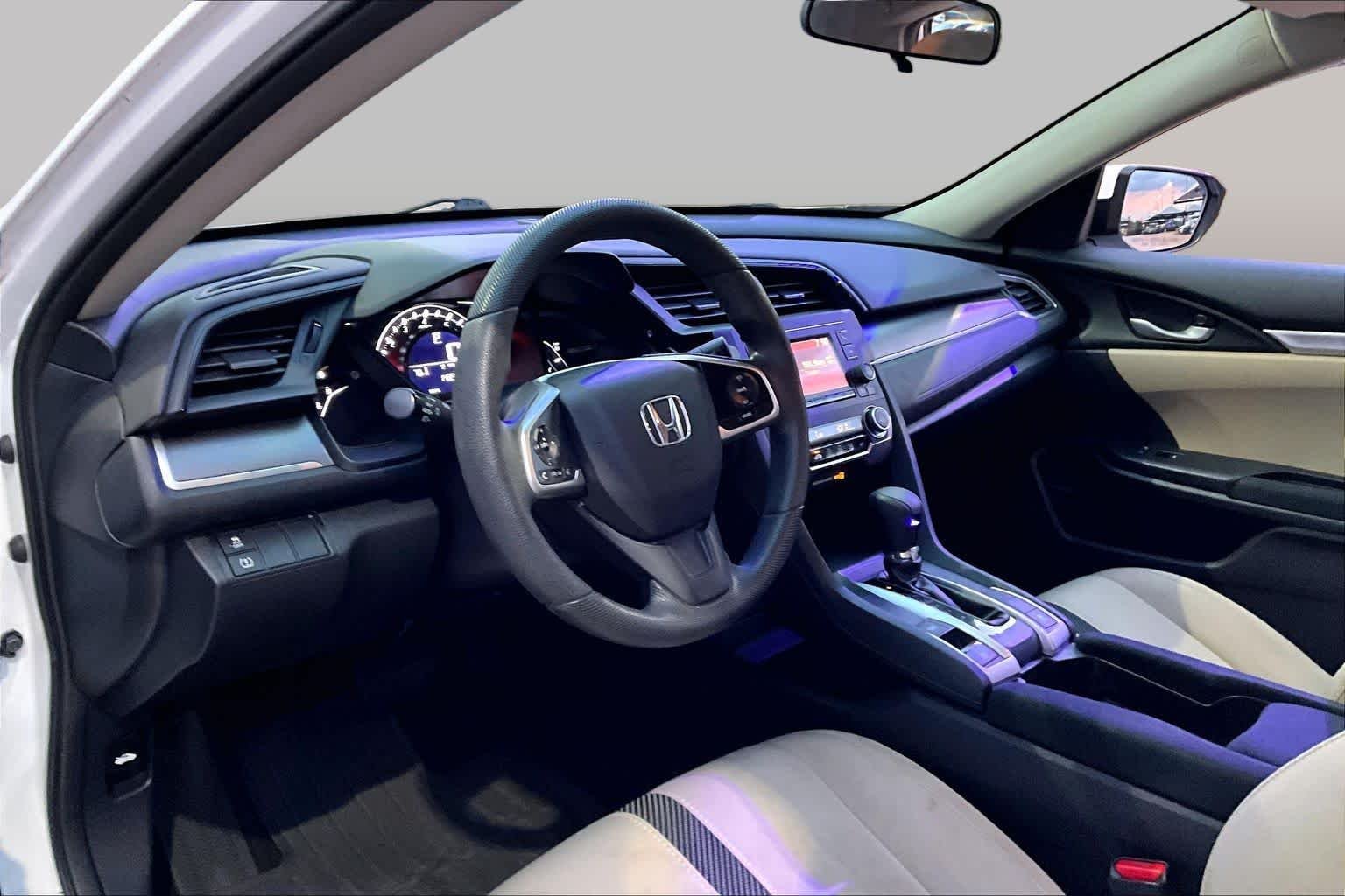Used 2016 Taffeta White Honda LX image 15