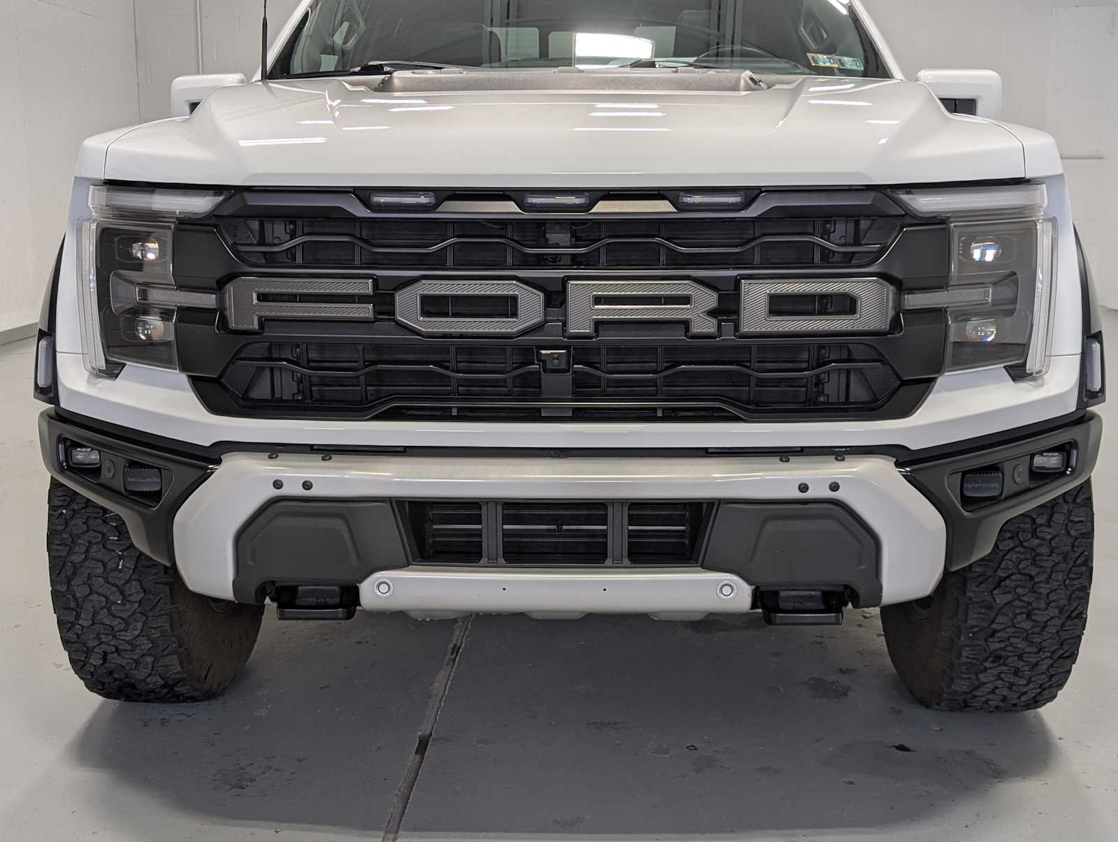Used 2024 Oxford White Ford Raptor image 2