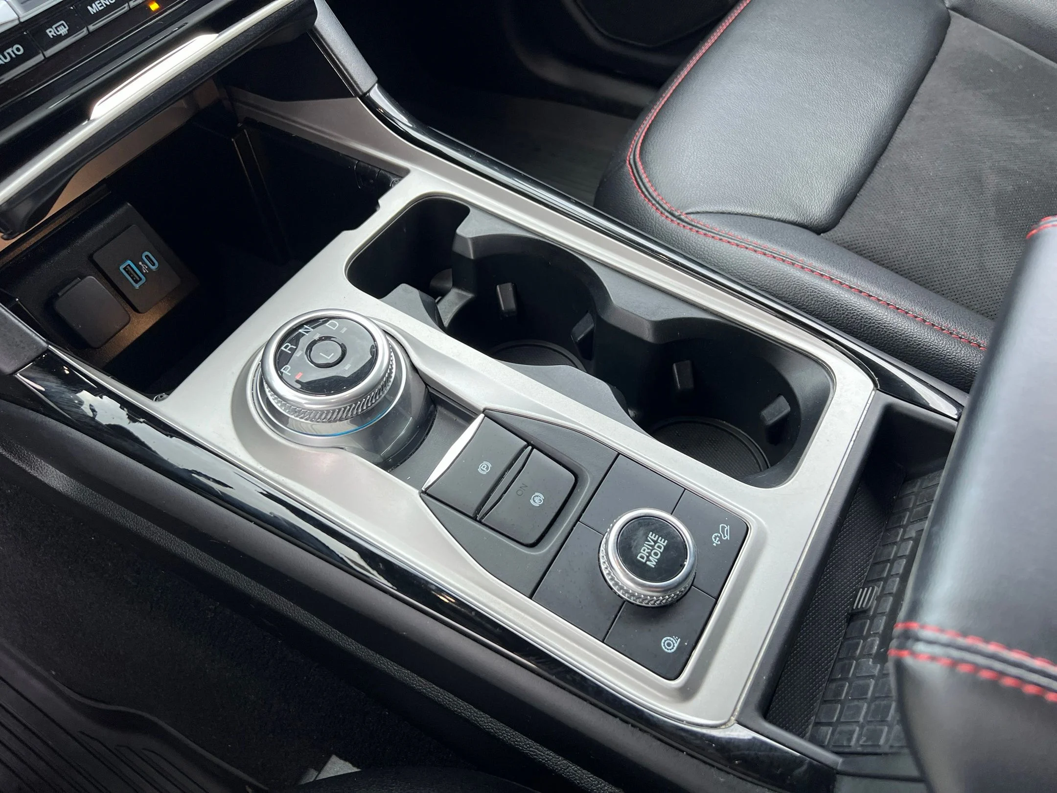 Used 2023 Black Ford ST-Line image 34