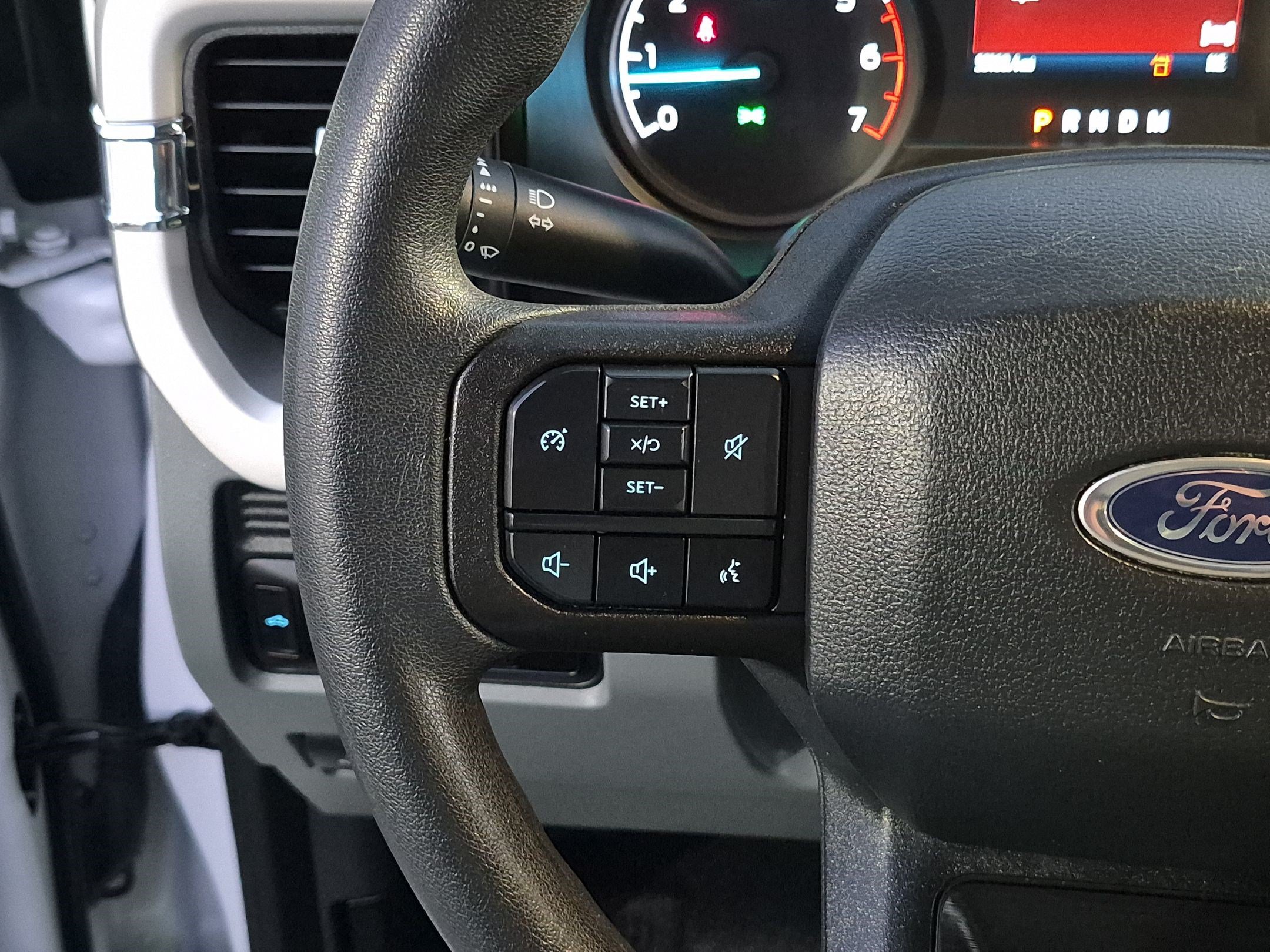 Used 2024 Oxford White Ford XL image 17