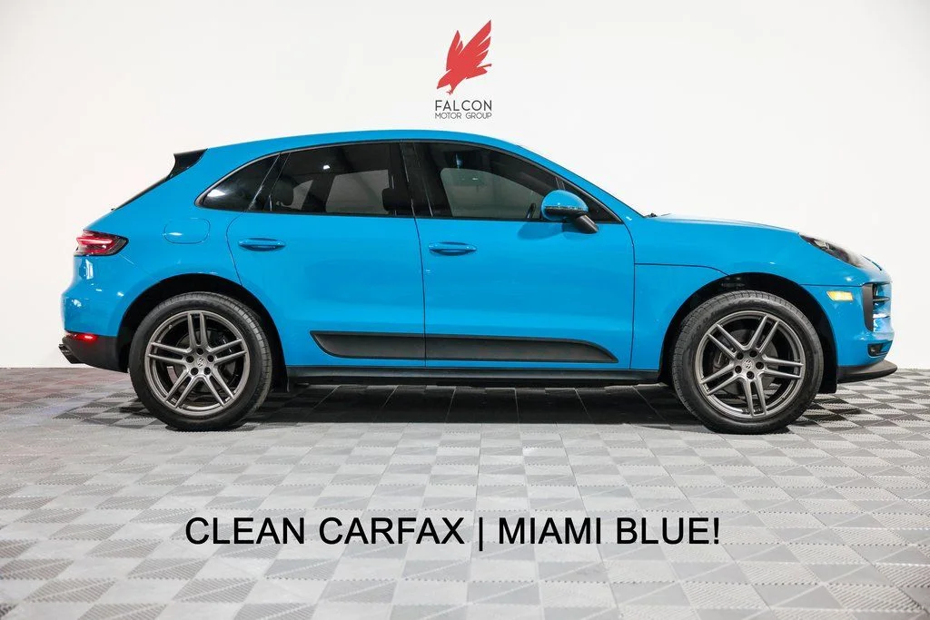 2020 Porsche Macan -'s photo