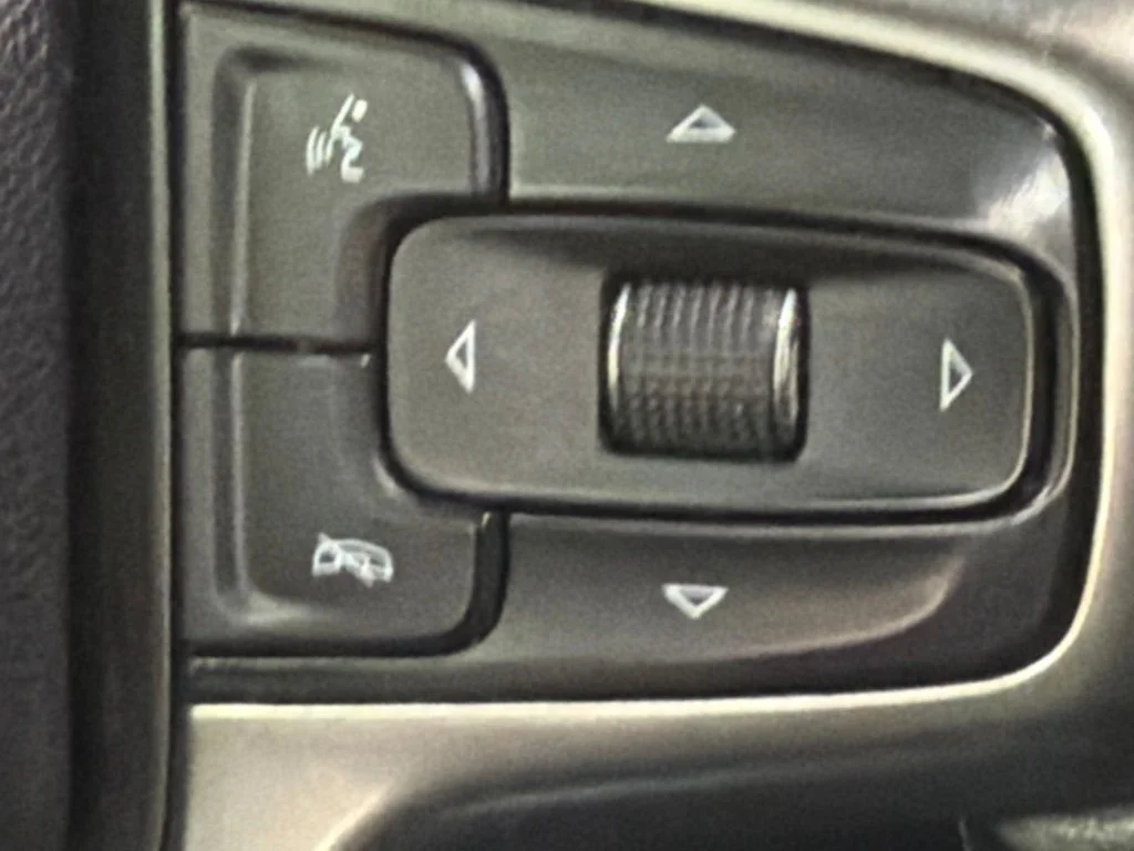 Used 2022 Summit White Chevrolet LTZ image 19