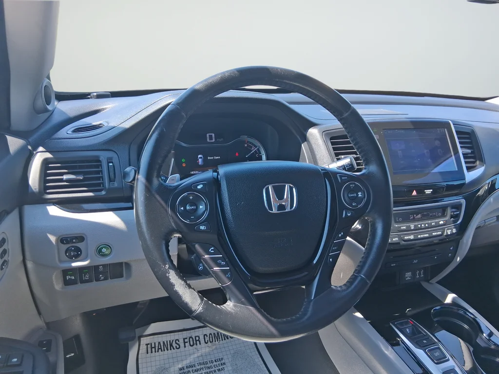 Used 2016 Blue Honda Elite image 35