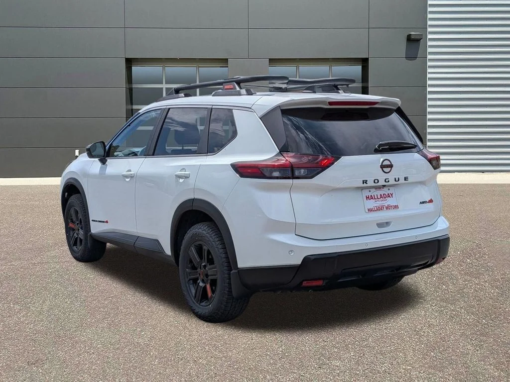 New 2026 Everest White Pearl TriCoat Nissan Rock Creek® image 8