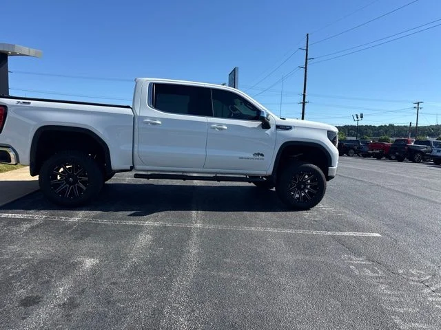 Used 2024 White GMC SLE image 8