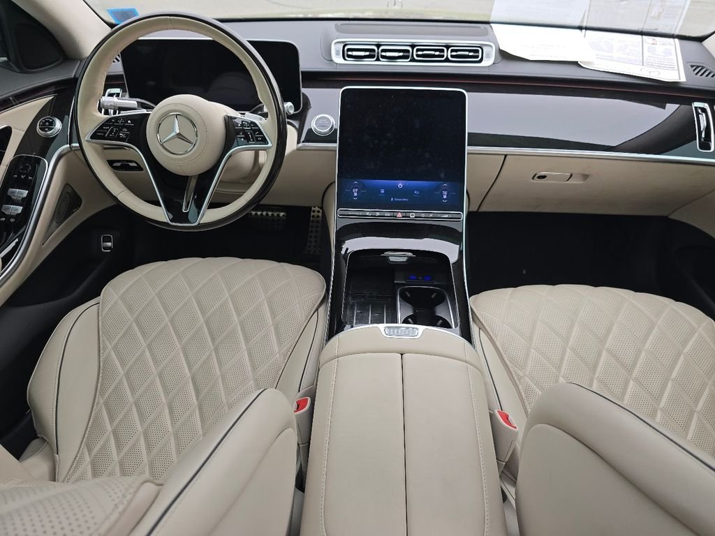 Certified Used 2024 Black Mercedes-Benz S 580e image 21