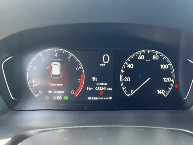 Used 2025  Honda Touring image 13