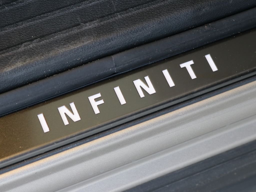 Certified Used 2023 Silver INFINITI LUXE image 45