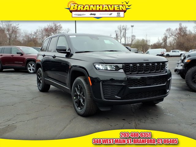 2026 Jeep Grand Cherokee Laredo