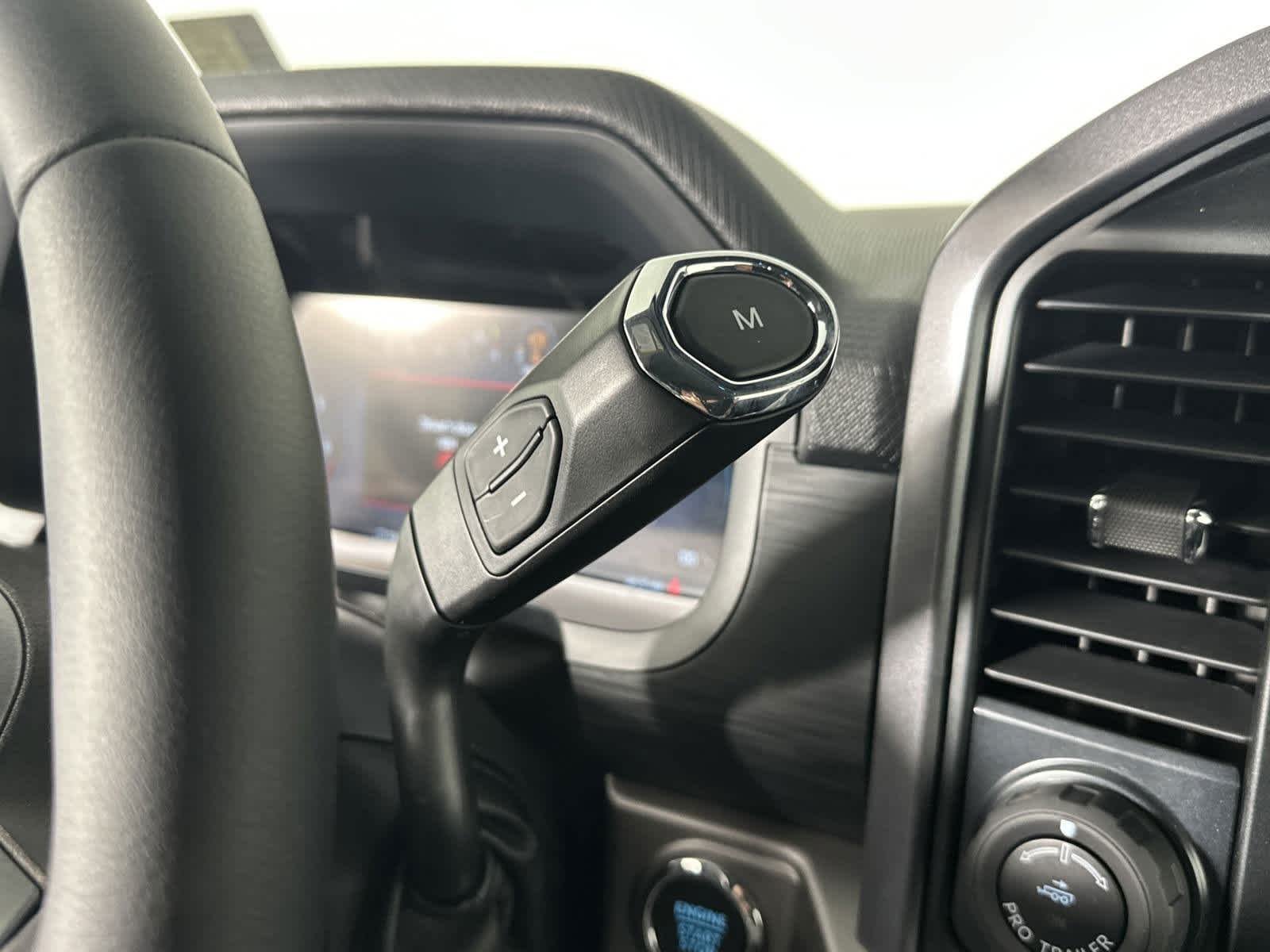 2025 Ford F-150 XLT - Photo 26