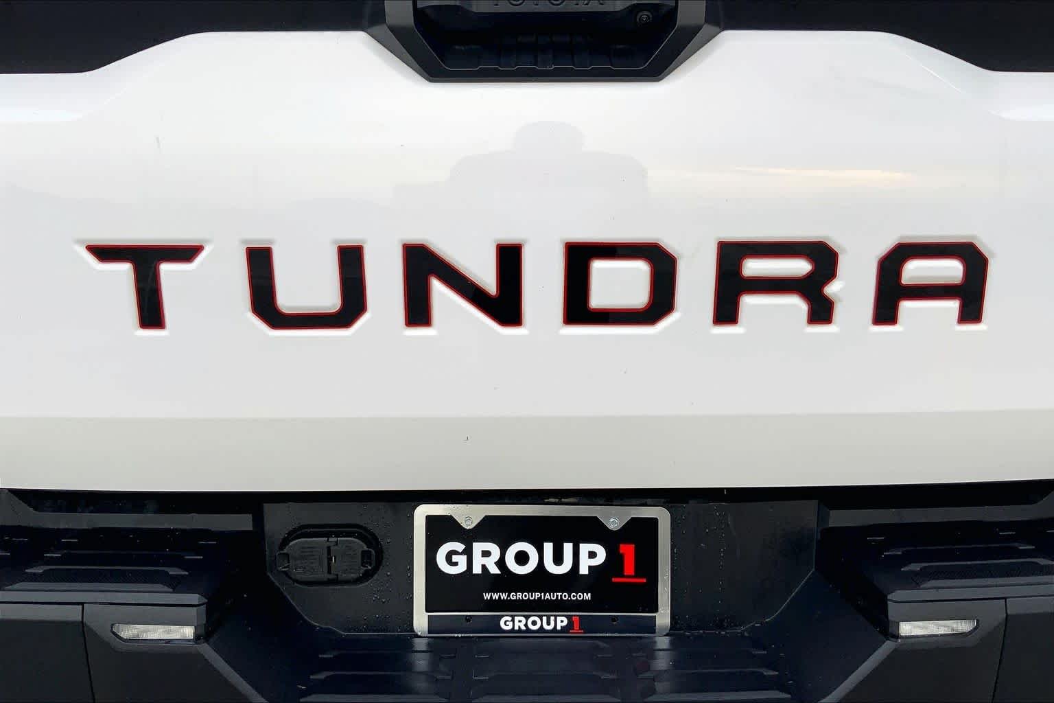 Used 2022 White Toyota SR image 10