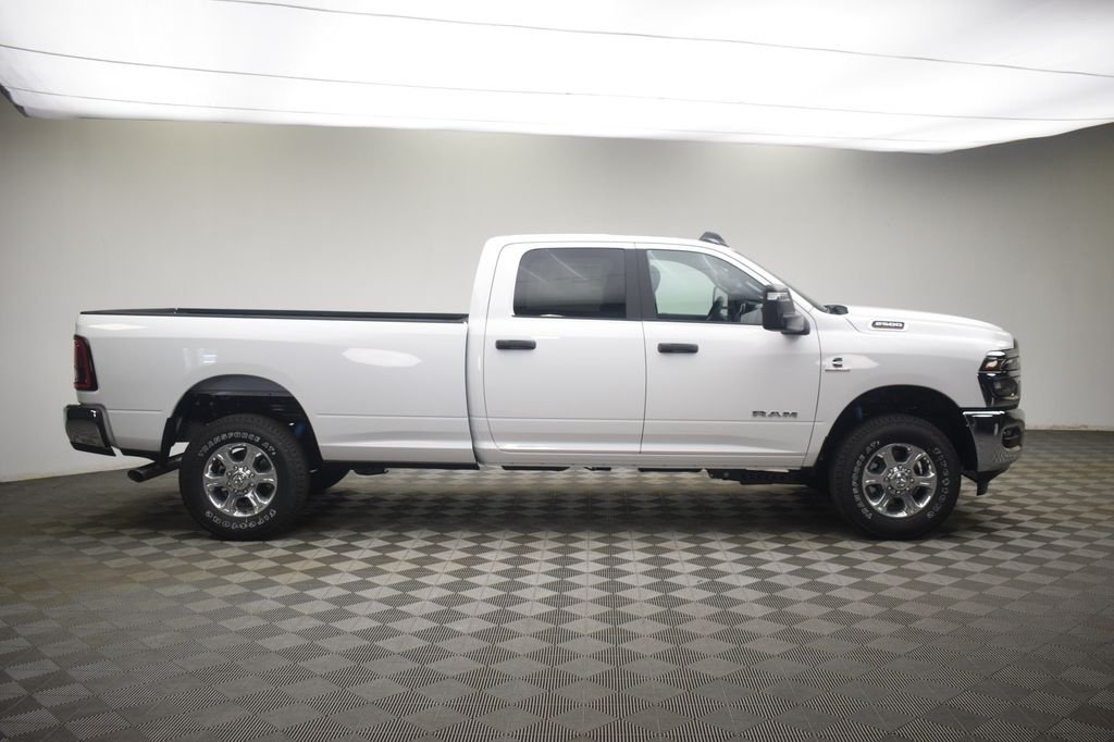 New 2026 Bright White Clear-Coat Exterior Paint RAM Big Horn image 3