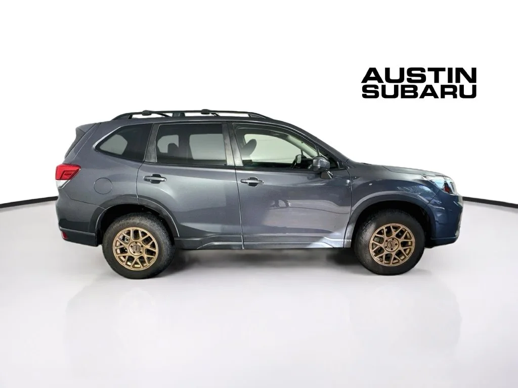 Used 2021 Gray Subaru Premium image 8