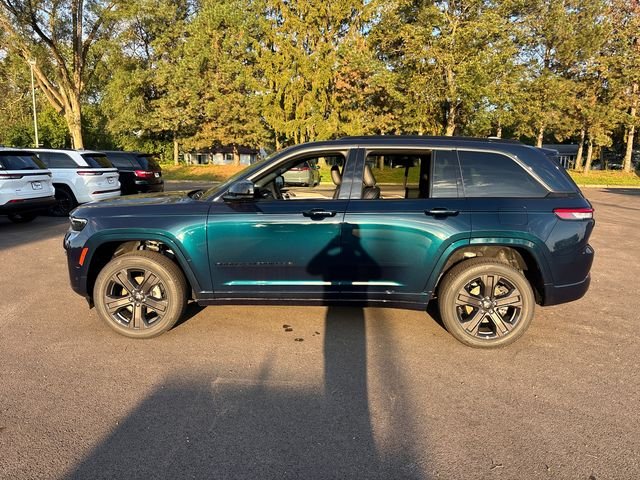 New 2027 Fathom Blue Pearl-Coat Paint Jeep Limited Reserve image 3