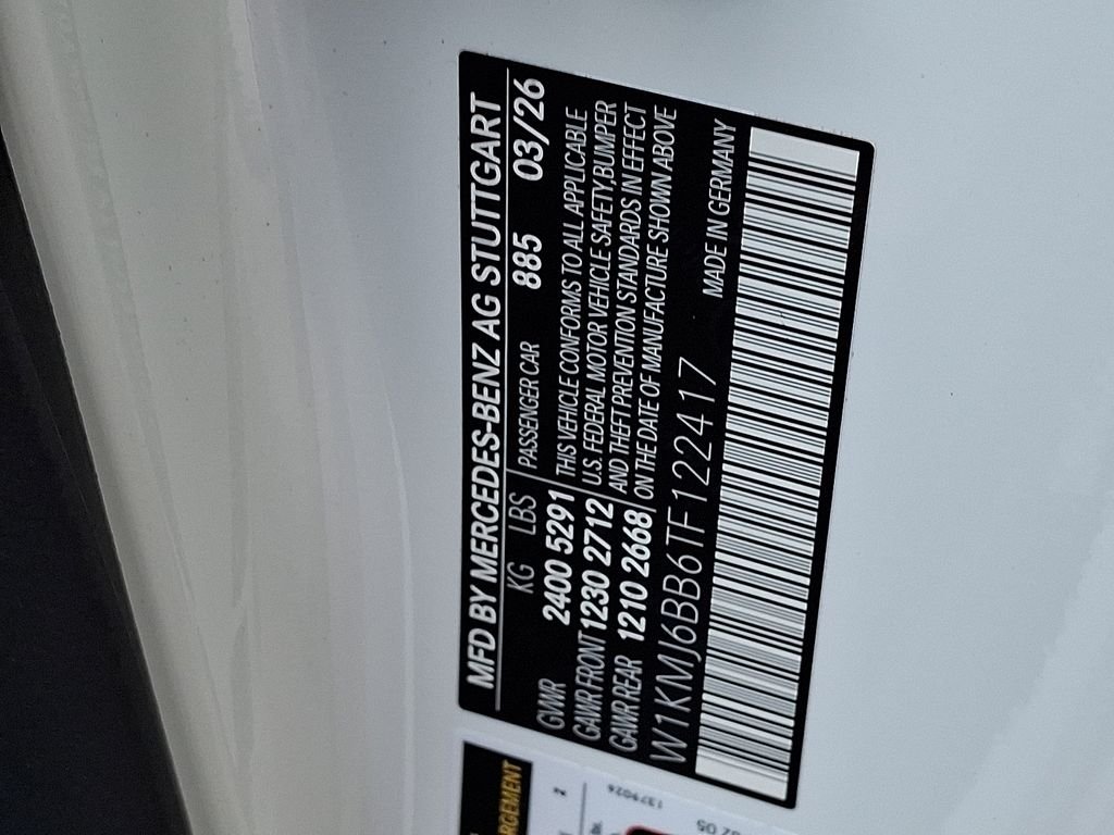 New 2026 MANUFAKTUR Moonlight White Metallic Mercedes-Benz CLE 450 image 20