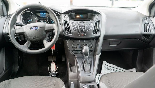 Used 2014 White Ford S image 13
