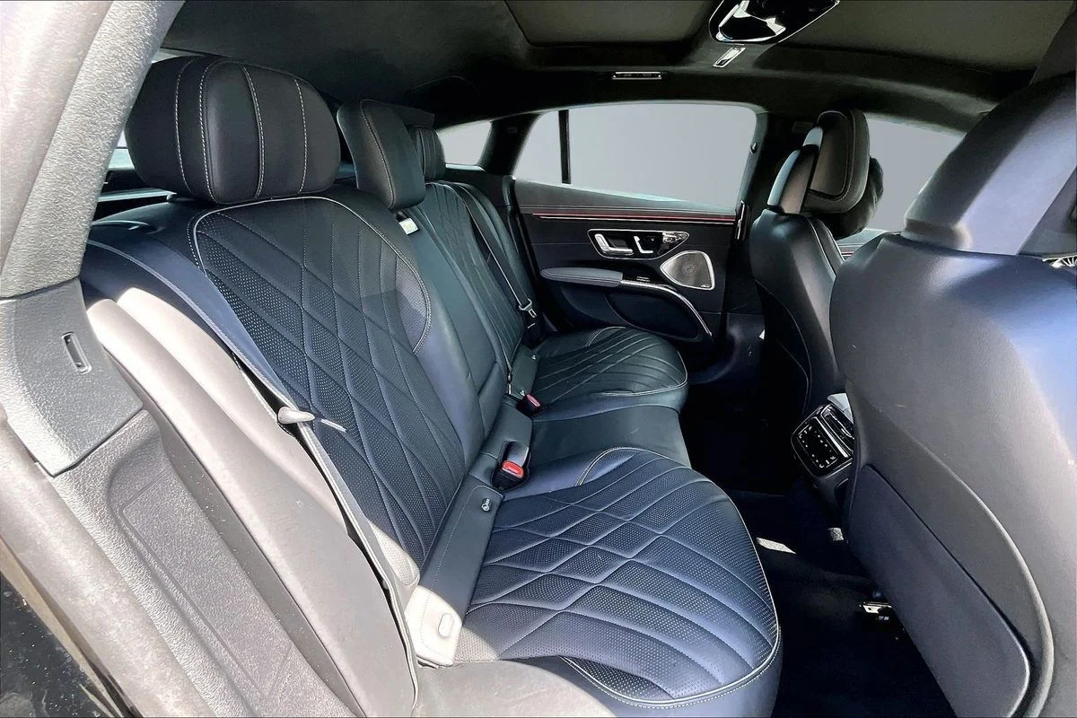 Used 2023  Mercedes-Benz 4MATIC®+ image 25
