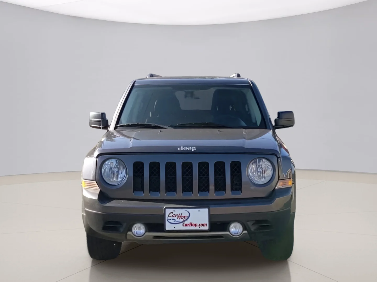 Used 2016 Pewter Jeep LATITUDE image 7
