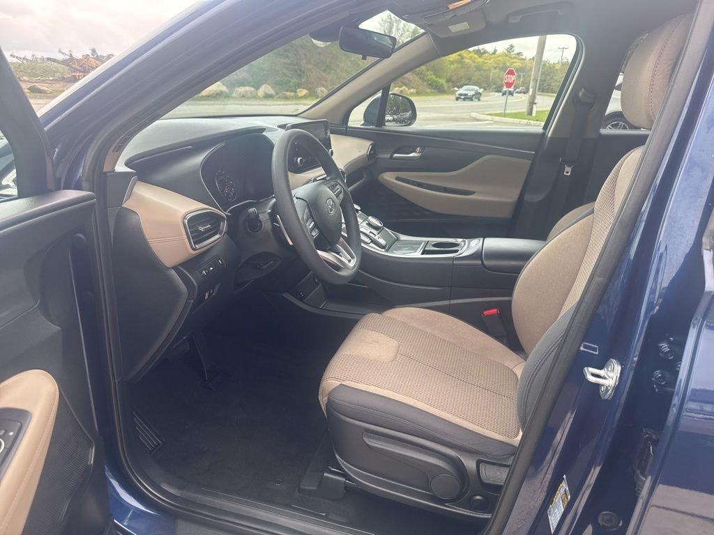 2023 Hyundai Santa Fe SE - Photo 13