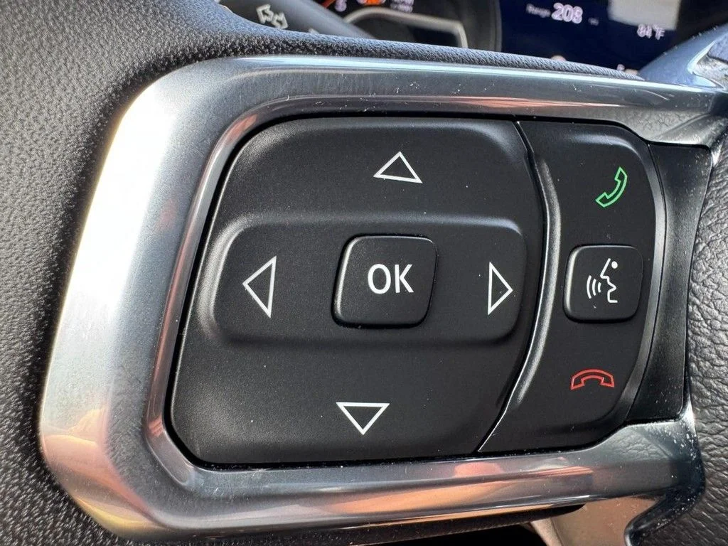 Used 2024 Blue Jeep Sahara image 16