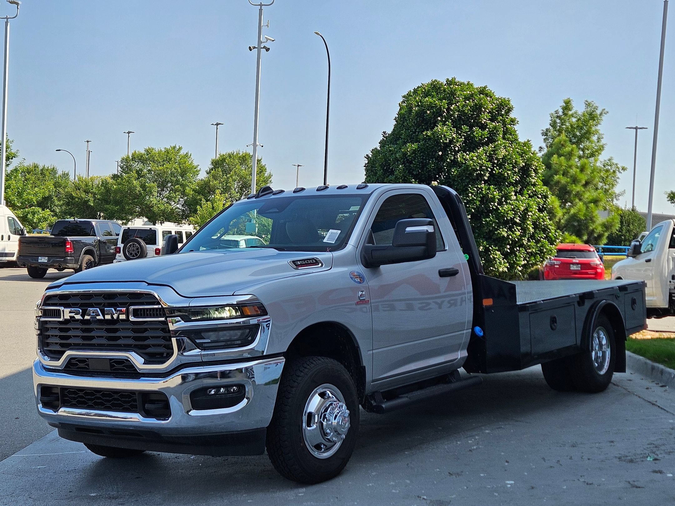 New 2026 Silver-Zynith Exterior Paint RAM Tradesman image 3