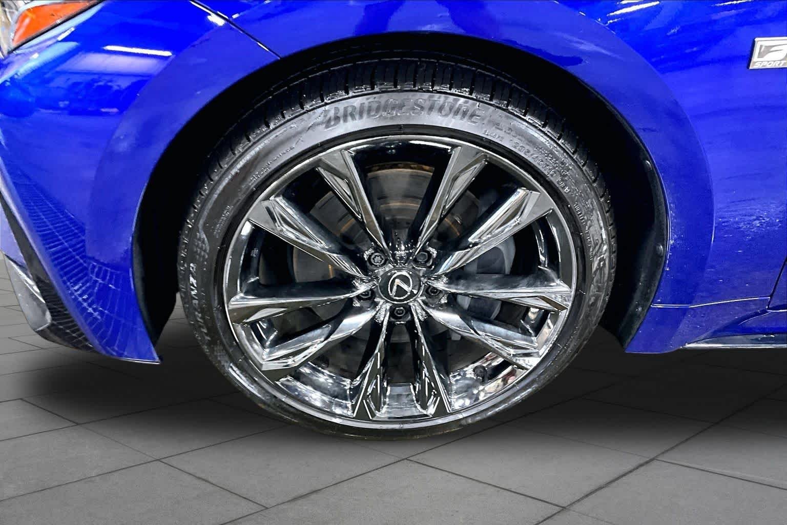 Used 2025 Ultrasonic Blue 2.0 Lexus F SPORT image 11