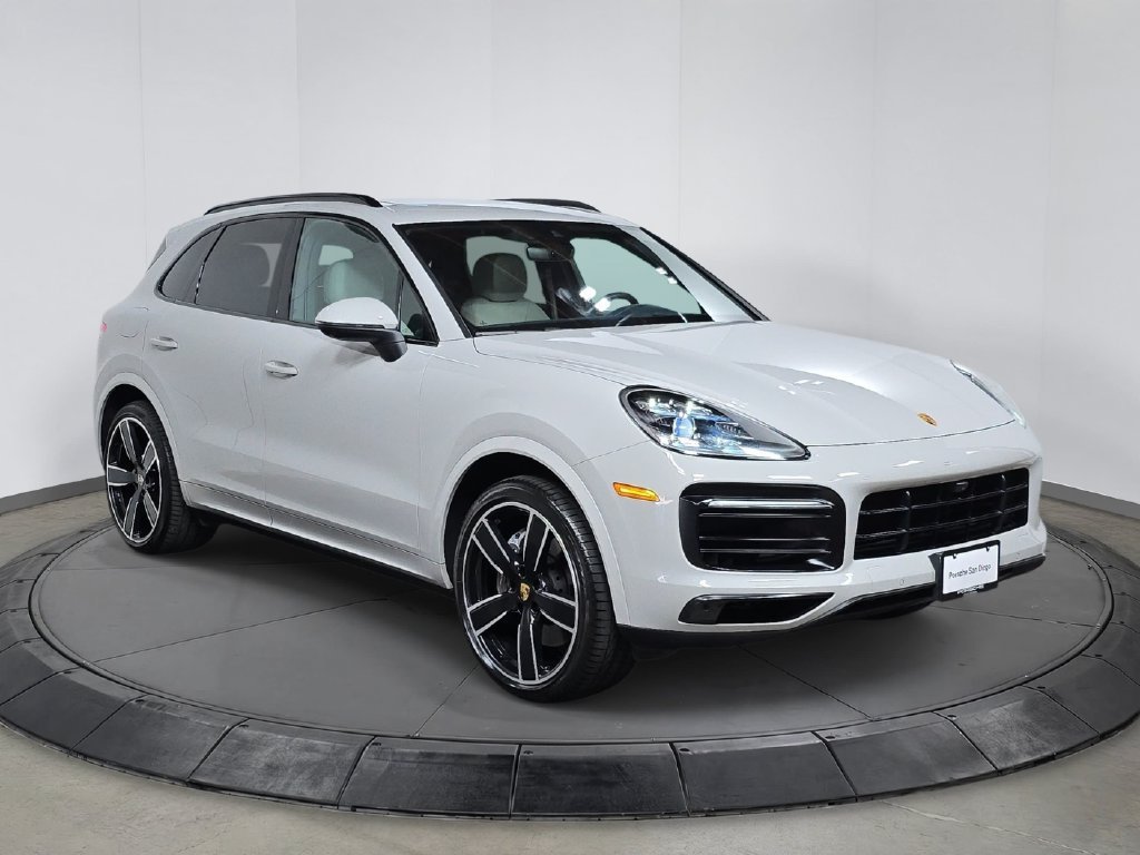Used 2022  Porsche Platinum Edition image 9