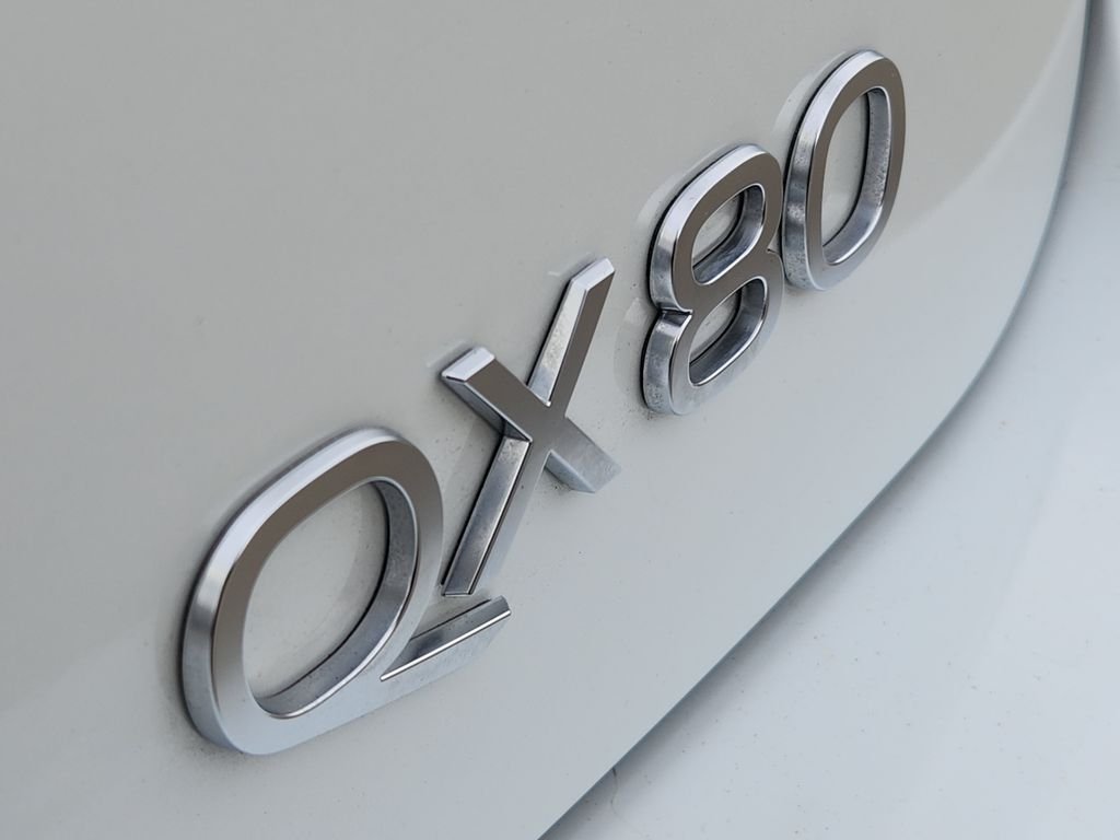 Used 2026 White INFINITI LUXE image 11