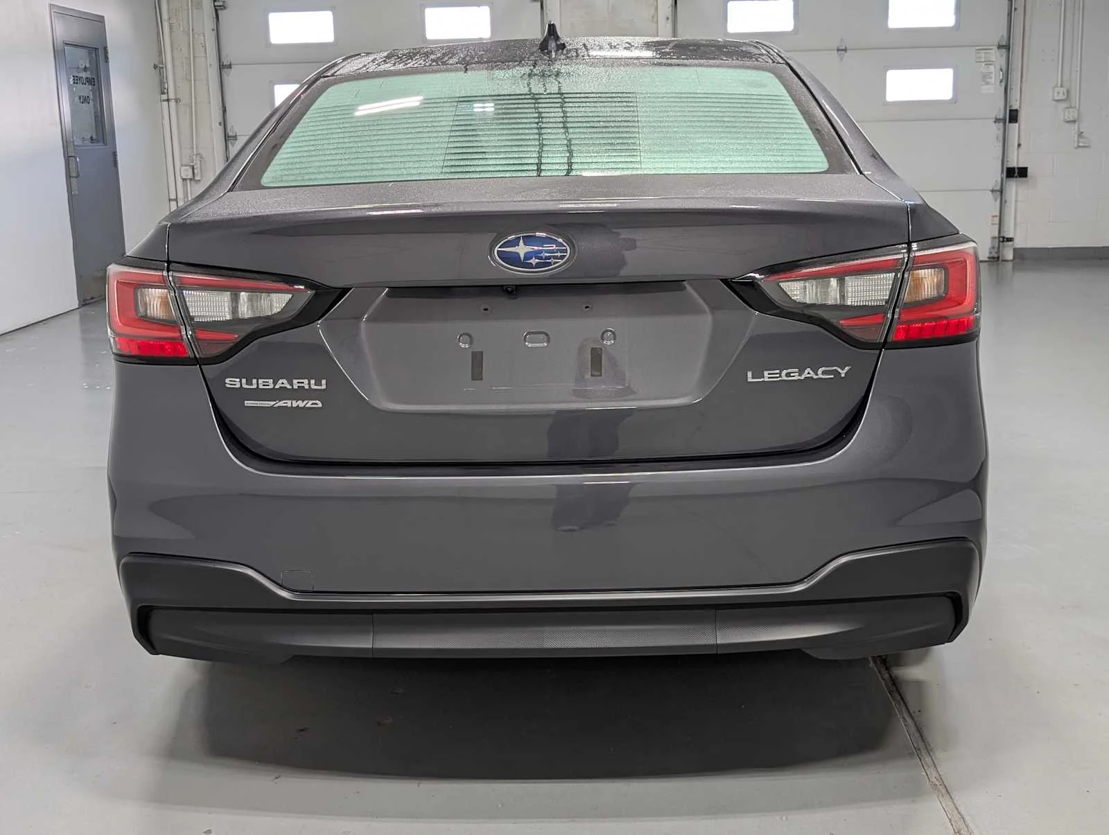 Used 2024 Magnetite Gray Metallic Subaru Premium image 9
