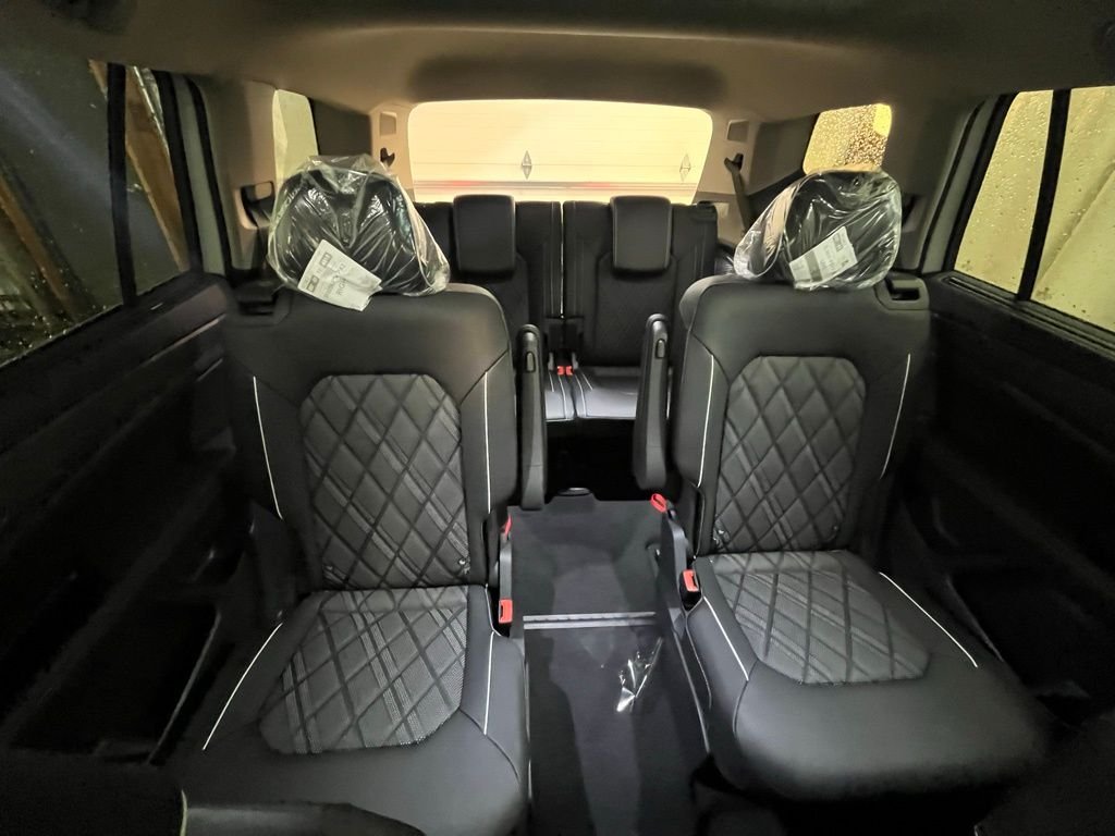 New 2026 White/off-white Volkswagen 2.0T SEL Premium R-Line image 25