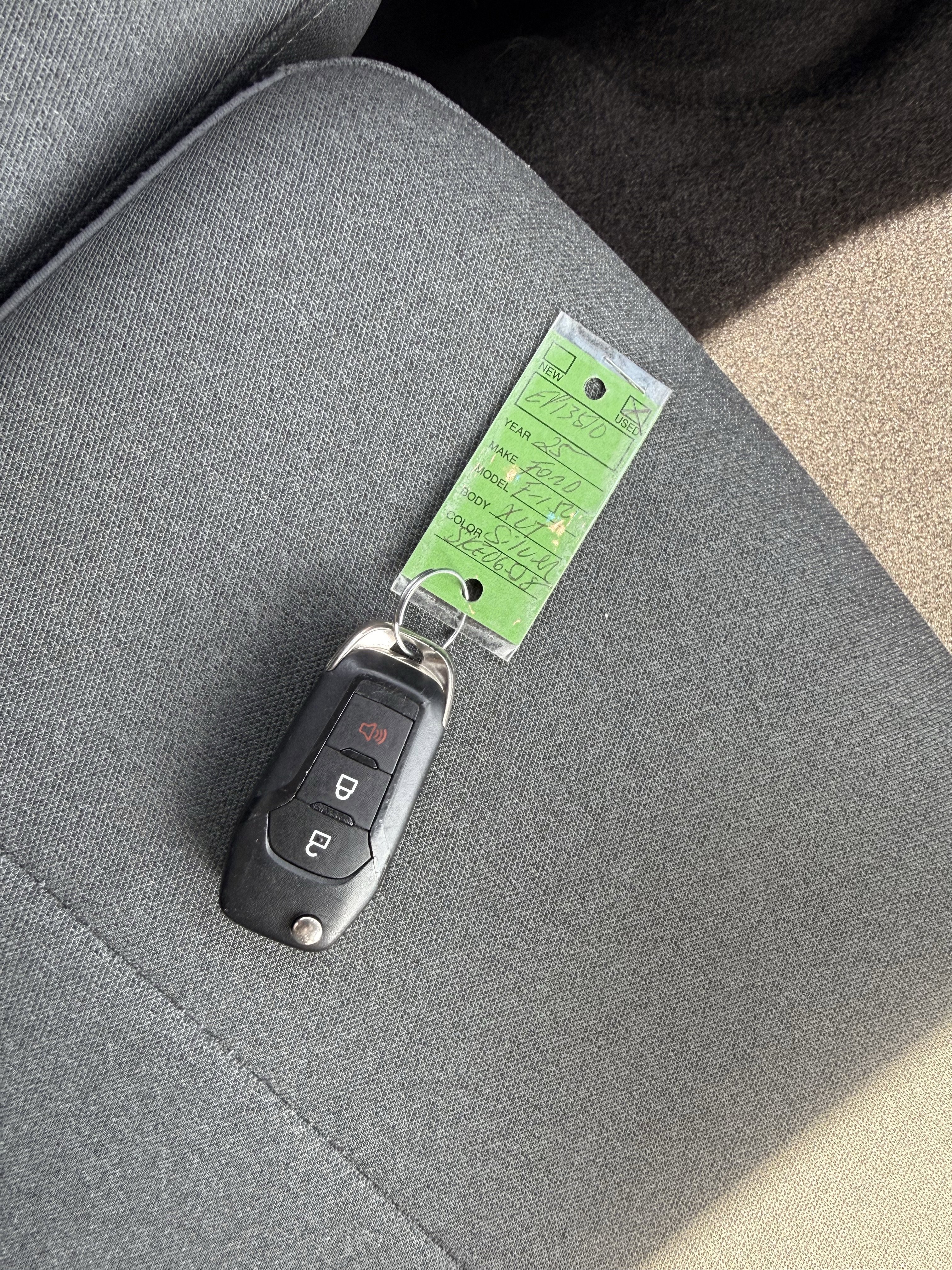 Used 2025 Silver Metallic Ford XLT image 42