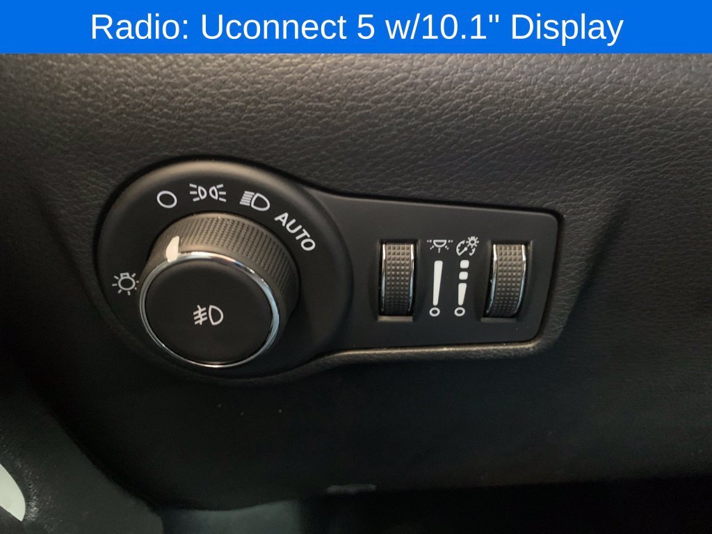 2025 Jeep Compass Limited - Photo 8