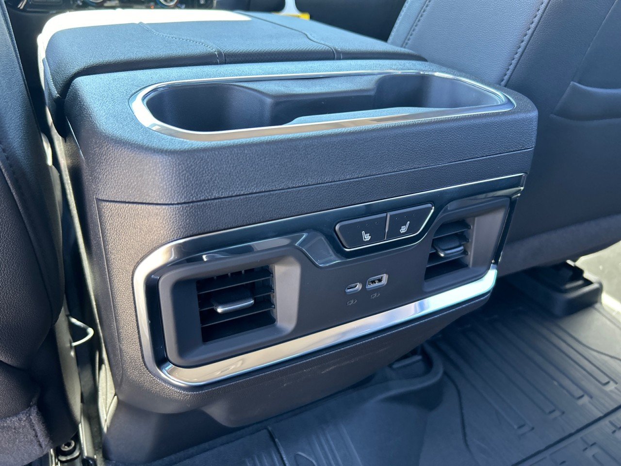 New 2026 Sterling Metallic GMC SLT image 22