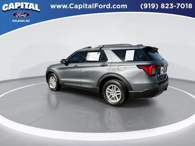 Used 2025 Gray Ford Active image 6