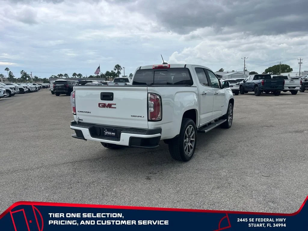 Used 2019 SUMMIT WHITE GMC 2WD Denali image 5