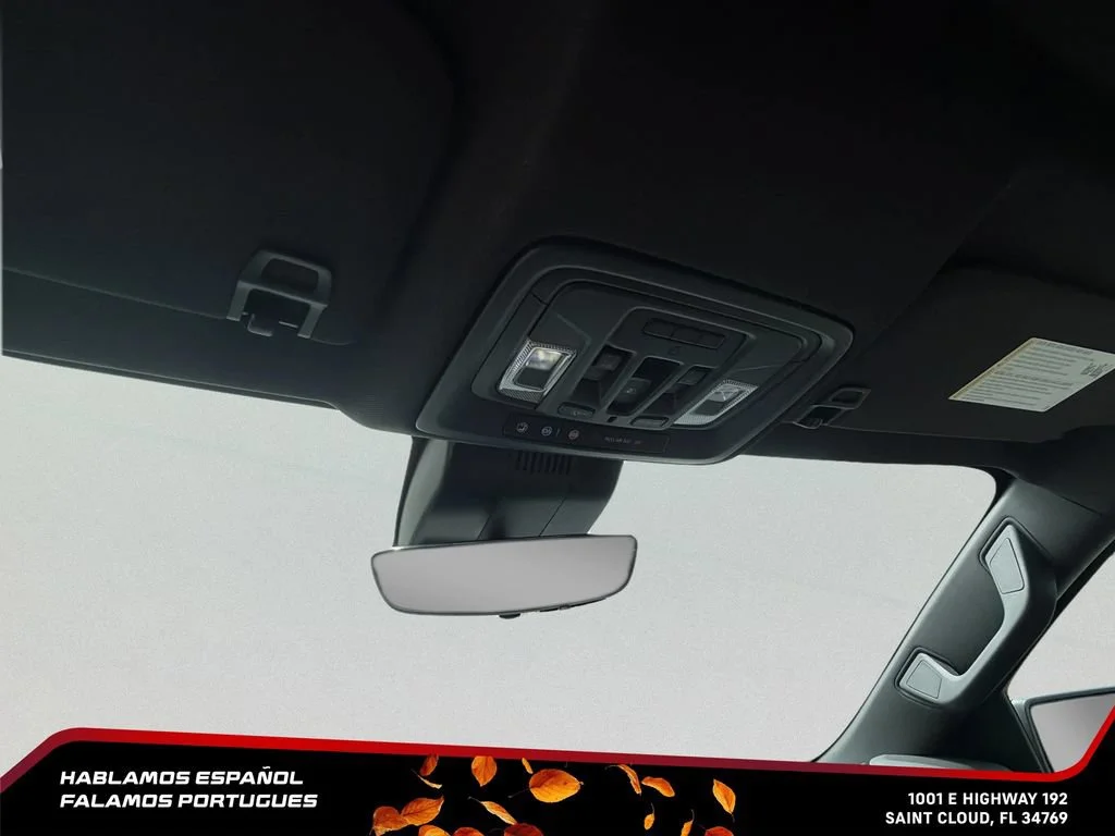 Used 2025 Summit White Chevrolet ZR2 image 30