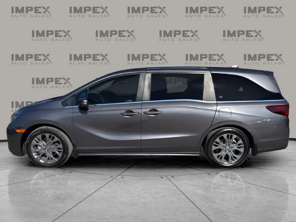 Used 2026  Honda Touring image 2