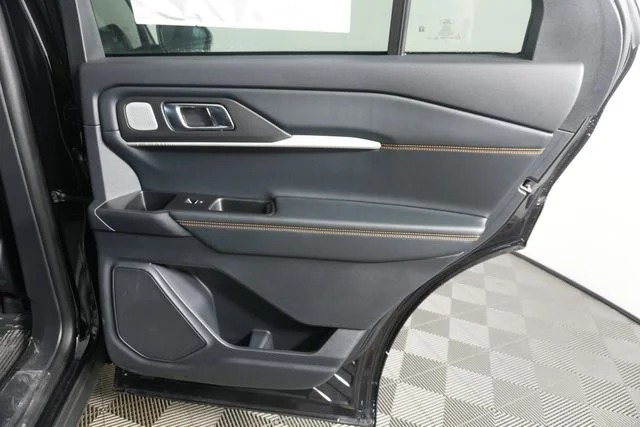 New 2026 Agate Black Metallic Ford Tremor® image 33