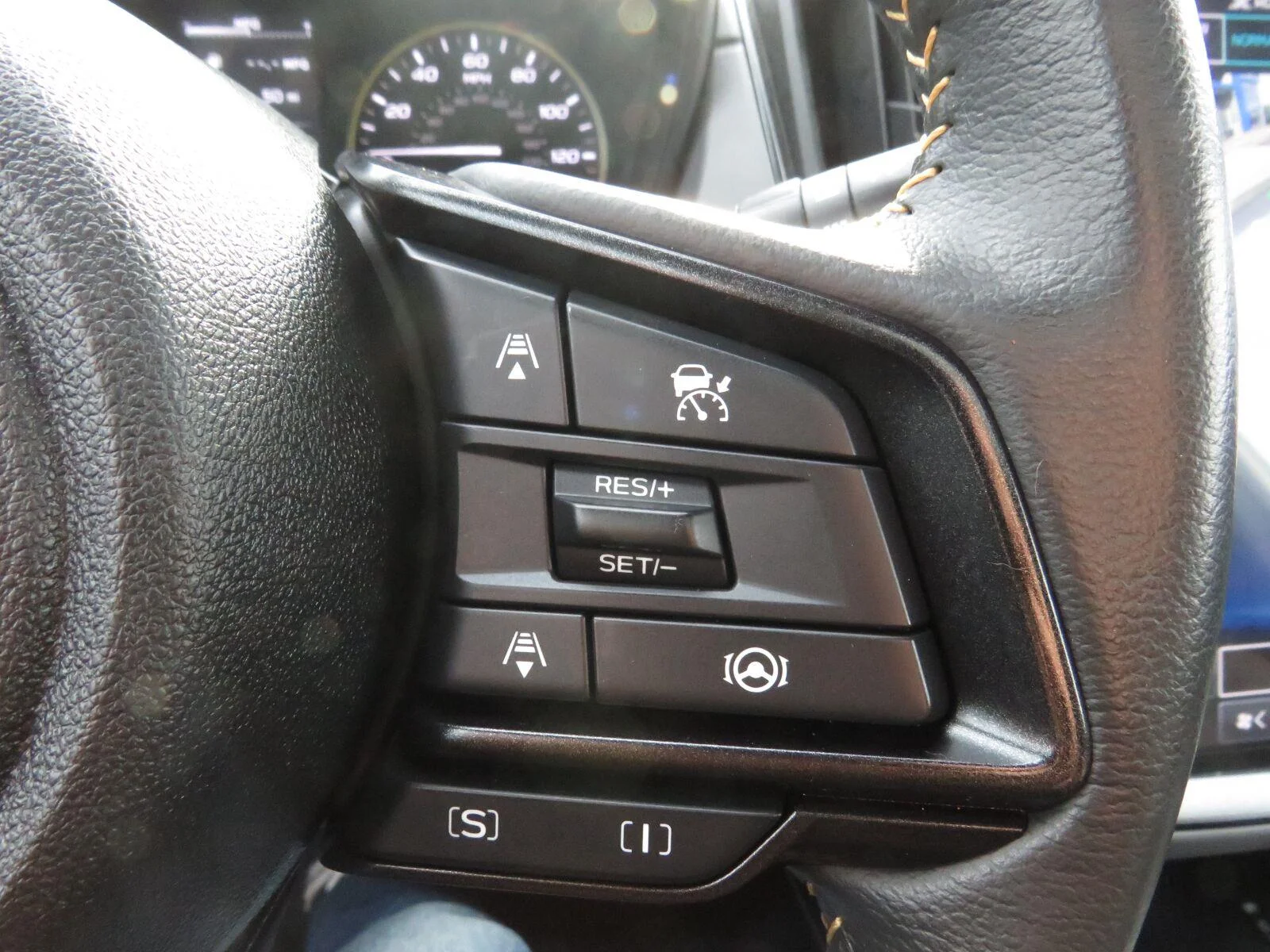 Used 2024 Crystal White Pea Subaru Sport image 33