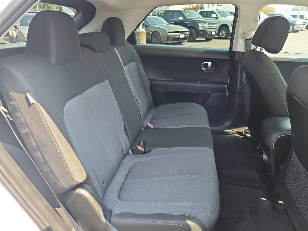 Used 2024 Atlas White Hyundai SE image 27
