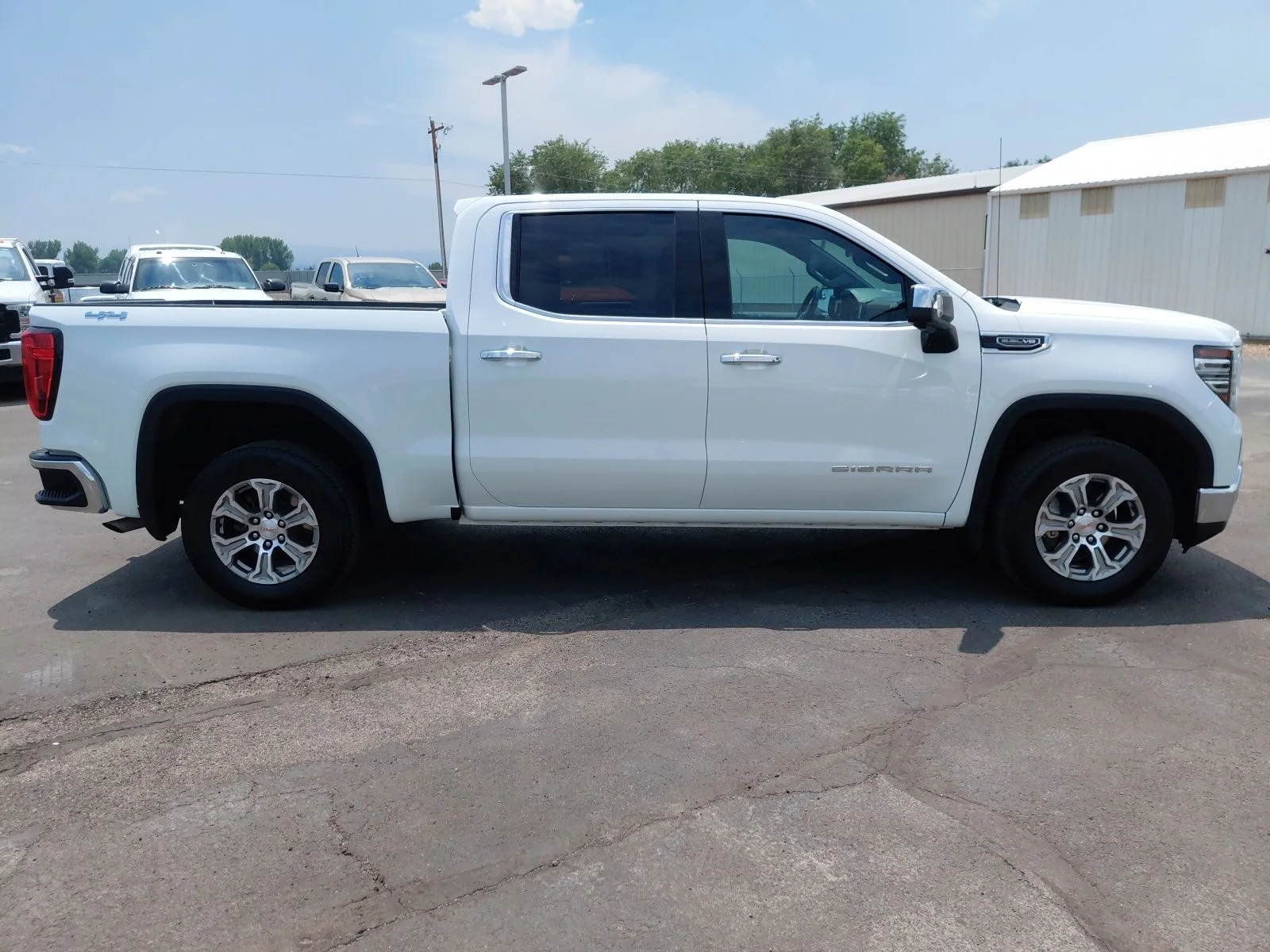 Used 2025 White GMC SLT image 3